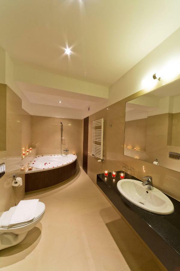 Hotel Zimnik Luksus Natury Spa & Wellness Ostre Kültér fotó